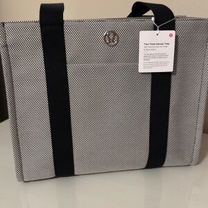 BNWT lululemon athletica Black and White Canvas Tote Bag